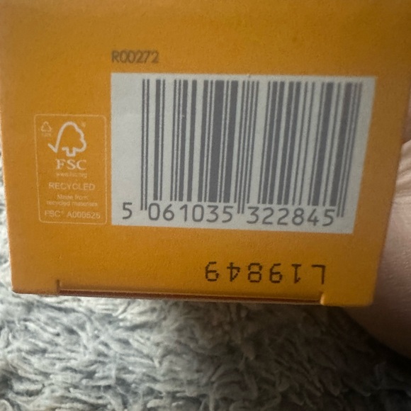 Rodial vit c scrub - Picture 3 of 3